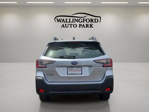 Used 2025 Subaru Outback AWD/4WD image 5