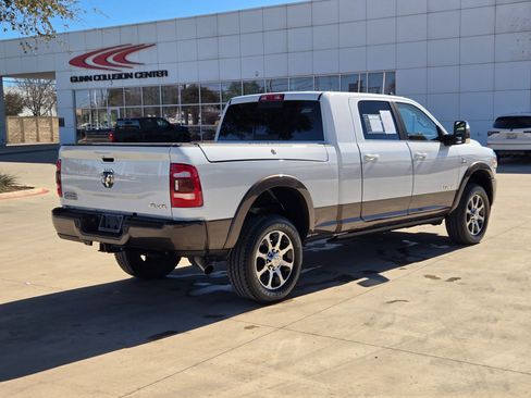 Used 2024 RAM 2500 Limited image 3