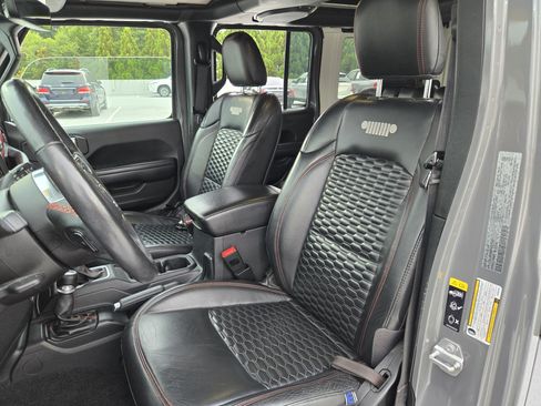 Used 2021 Jeep Wrangler Unlimited Rubicon AWD/4WD image 16