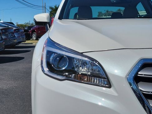 Used 2017 Subaru Legacy 2.5i Premium image 7