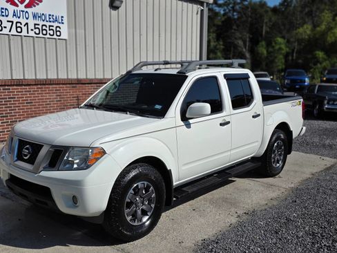 Used 2020 Nissan Frontier PRO-4X w/ Pro-4x Utility Package AWD/4WD image 1