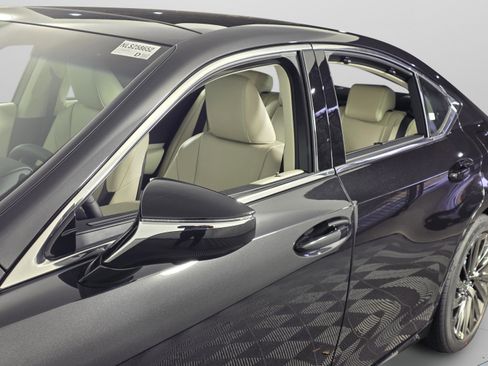 New 2025 Lexus ES 350 Ultra Luxury image 29