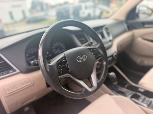 Used 2017 Hyundai Tucson Sport AWD/4WD image 11