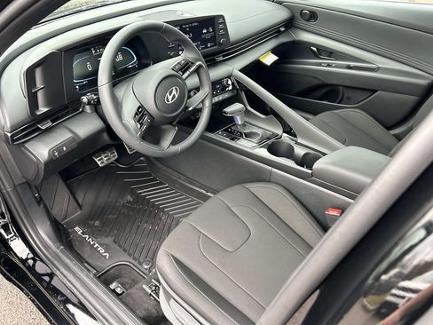 New 2026 Hyundai Elantra SEL Sport image 13