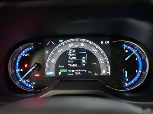 New 2025 Toyota RAV4 XLE image 15