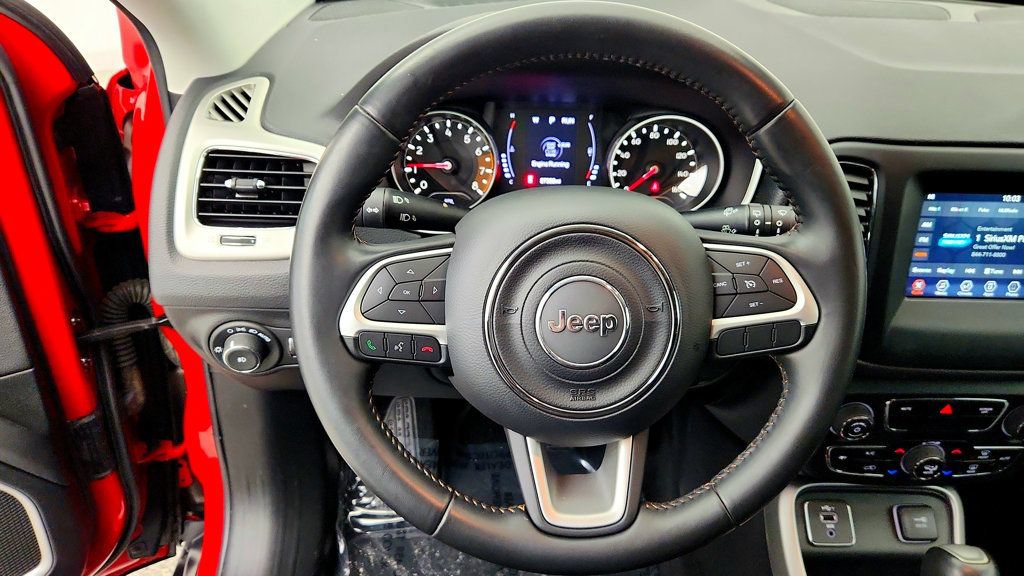 Used 2019 Jeep Compass Latitude FWD image 13