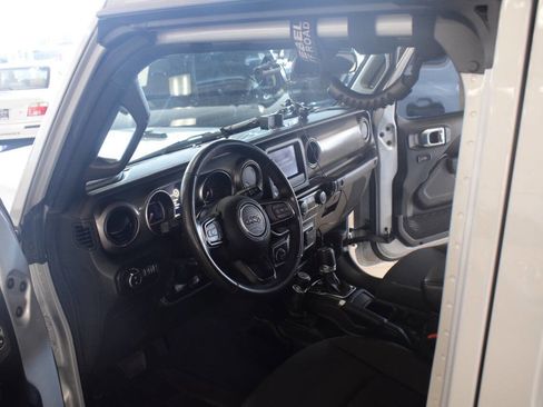 Used 2022 Jeep Gladiator Sport AWD/4WD image 57
