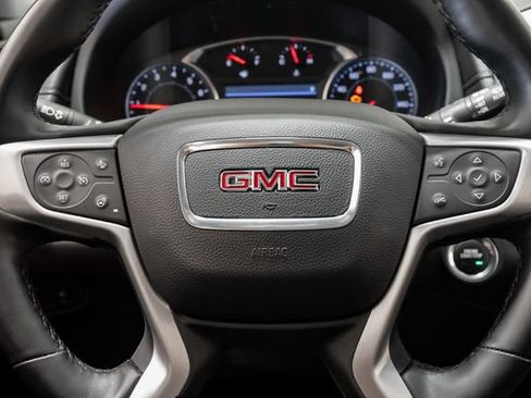 Used 2024 GMC Terrain SLT AWD/4WD image 12