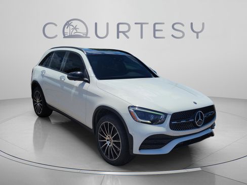 Certified 2021 Mercedes-Benz GLC 300 image 4