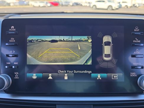 Used 2020 Honda Accord Touring image 18