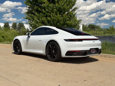 Used 2021 Porsche 911 Carrera RWD image 5