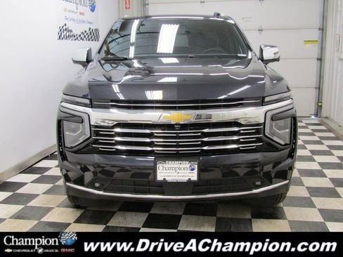 Certified 2025 Chevrolet Tahoe Premier image 2