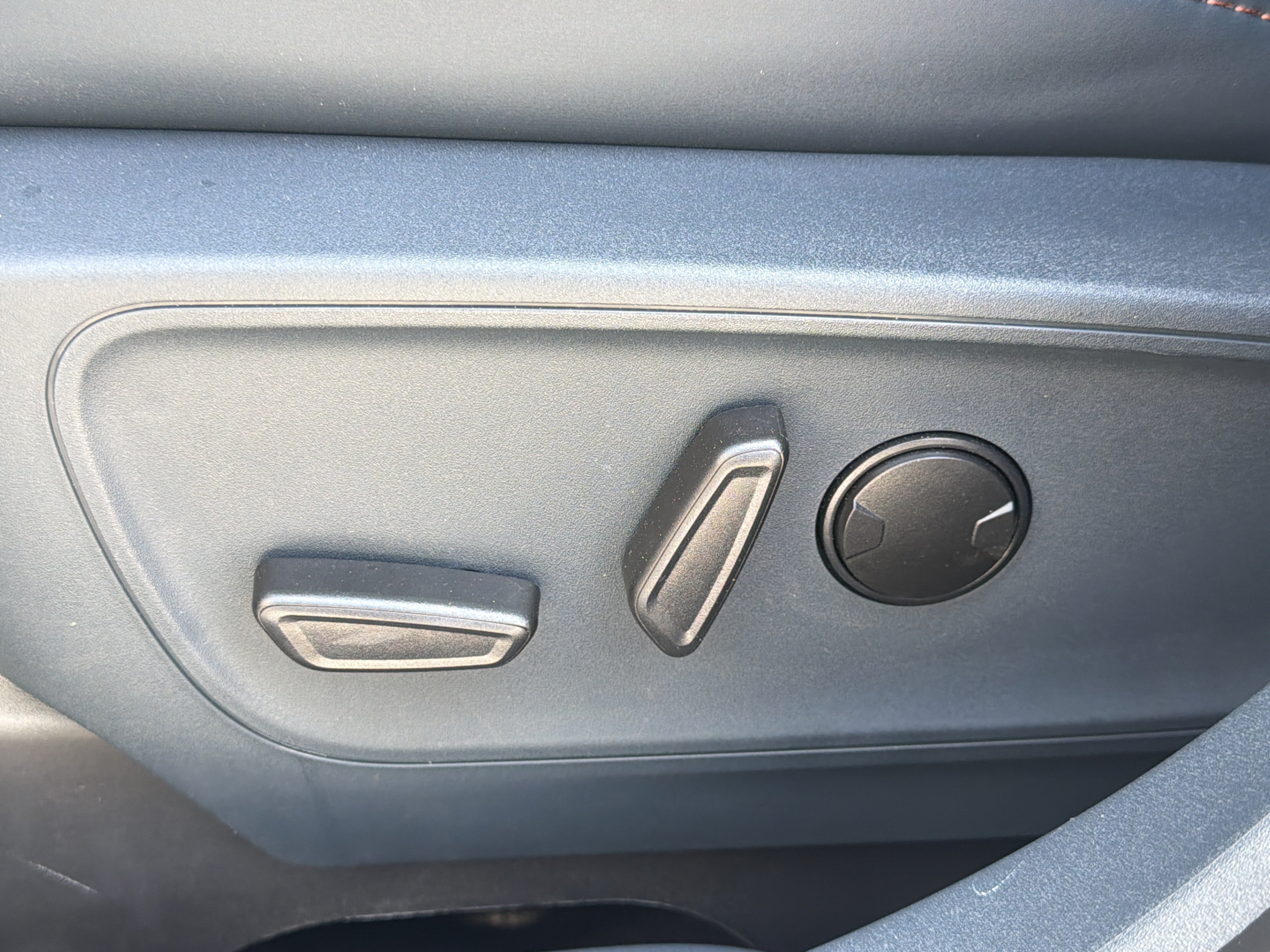 Used 2025 Ford Maverick Lariat AWD/4WD image 22