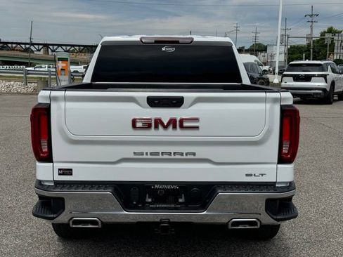 Used 2022 GMC Sierra 1500 SLT w/ SLT Convenience Package AWD/4WD image 5