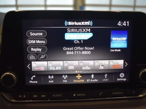 Used 2025 Nissan Rogue SV AWD/4WD image 26