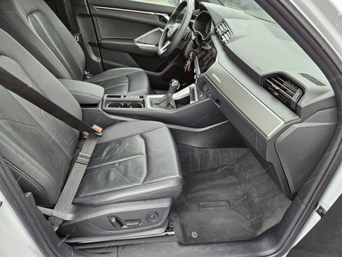 Used 2025 Audi Q3 2.0T Premium AWD/4WD image 11