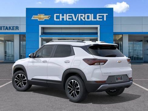 New 2026 Chevrolet TrailBlazer LT w/ LT Cold Weather Package FWD image 3