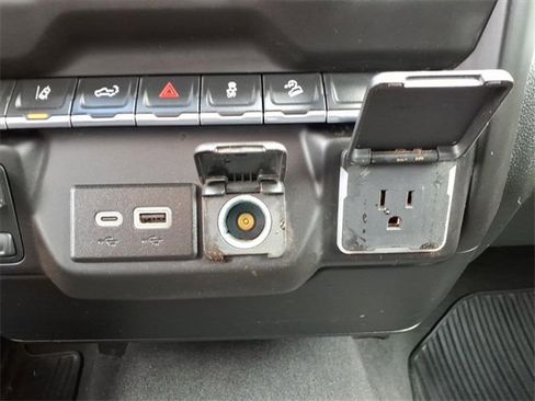 Used 2024 Chevrolet Silverado 2500 Custom w/ Custom Convenience Package image 27