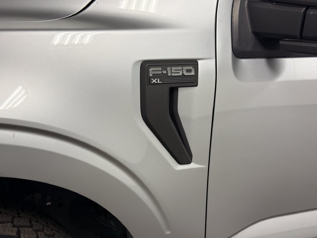 Used 2022 Ford F150 XL w/ Equipment Group 101A High RWD image 11
