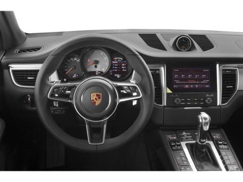 Used 2018 Porsche Macan AWD/4WD image 7