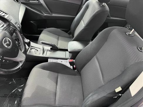 Used 2012 MAZDA MAZDA3 i Touring FWD image 9
