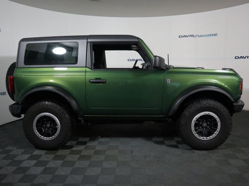 Used 2023 Ford Bronco 2-Door w/ Sasquatch Package AWD/4WD image 4