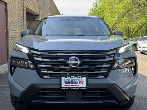Used 2026 Nissan Rogue SV w/ Cold Weather Package AWD/4WD image 23
