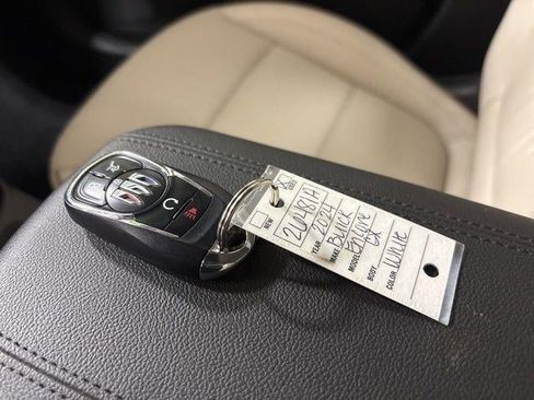 Used 2024 Buick Encore GX Avenir w/ Avenir Technology Package image 23