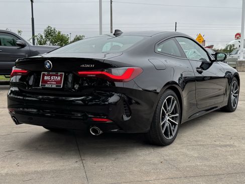 Used 2022 BMW 430i Coupe w/ Convenience Package RWD image 8