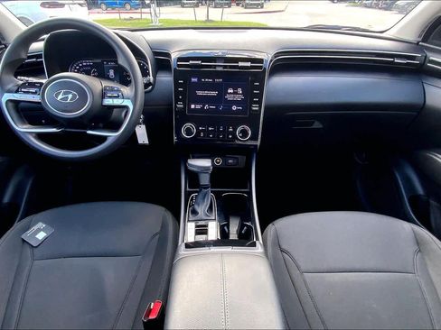 Used 2022 Hyundai Tucson SE image 14