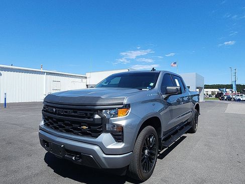Used 2024 Chevrolet Silverado 1500 Custom AWD/4WD image 1