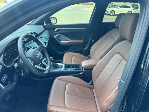 Certified 2023 Audi Q3 2.0T Premium w/ Convenience Package AWD/4WD image 34