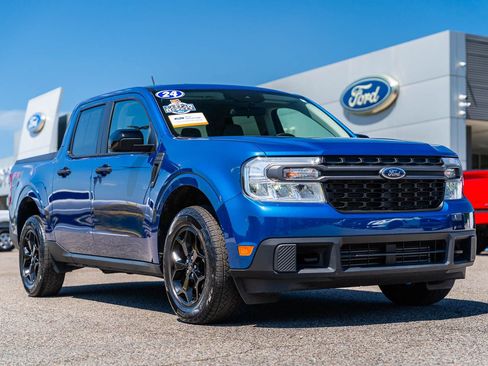 Used 2024 Ford Maverick XLT w/ XLT Luxury Package AWD/4WD image 1