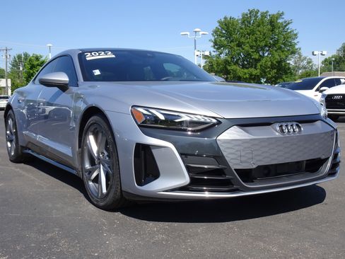 Certified 2022 Audi e-tron GT Premium Plus AWD/4WD image 6