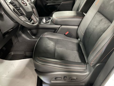 Used 2024 Nissan Titan PRO-4X w/ Pro-4x Utility Package image 12
