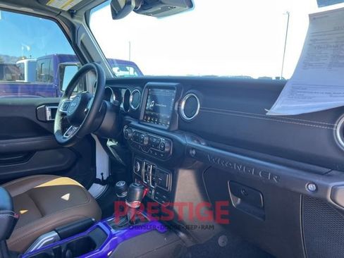 Used 2022 Jeep Wrangler Unlimited Rubicon 4xe w/ Steel Bumper Group image 24