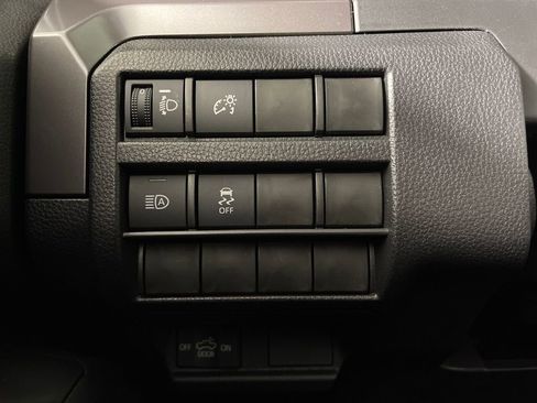 New 2026 Toyota Tacoma SR5 image 28