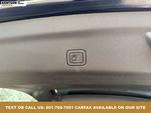 Used 2024 GMC Yukon XL Denali image 37