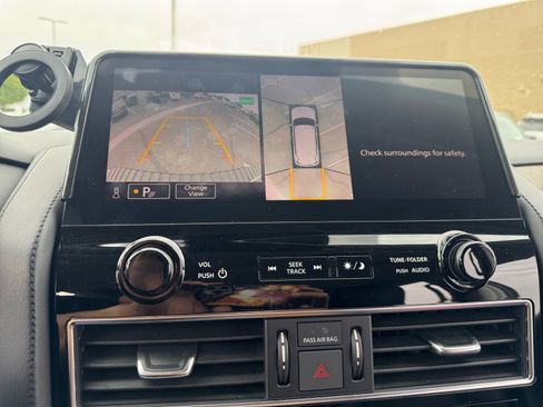 Used 2022 Nissan Armada SL image 29