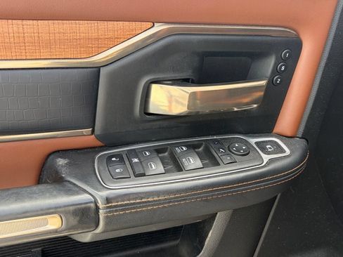 Used 2022 RAM 2500 Limited AWD/4WD image 5