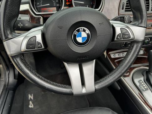 Used 2004 BMW Z4 3.0i RWD image 13