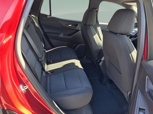 New 2026 Chevrolet Equinox LT AWD/4WD image 25