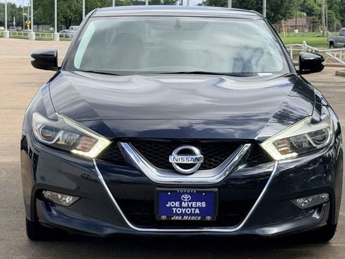 Used 2017 Nissan Maxima SR FWD image 3