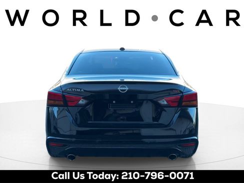 Used 2025 Nissan Altima 2.5 SR image 6
