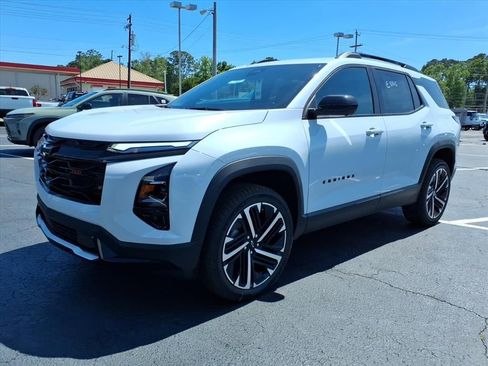 New 2026 Chevrolet Equinox RS FWD image 8