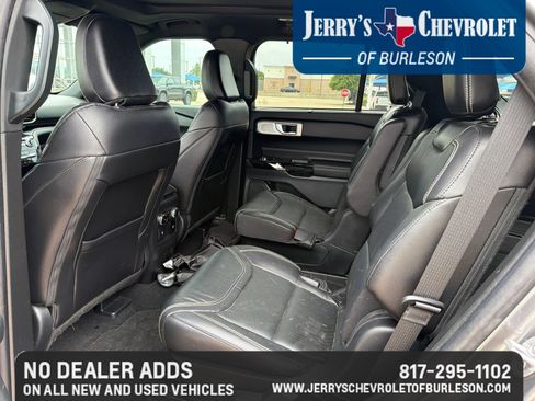 Used 2024 Ford Explorer ST w/ Equipment Group 401A AWD/4WD image 10