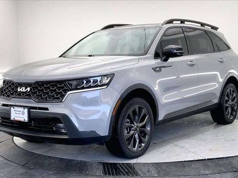 Used 2023 Kia Sorento X-Line EX image 2