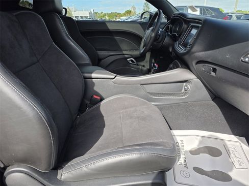 Used 2019 Dodge Challenger R/T w/ Plus Package image 10