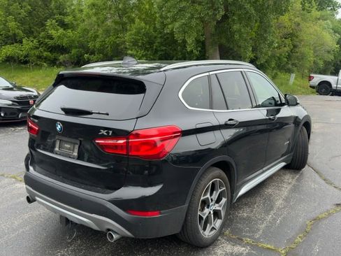 Used 2017 BMW X1 xDrive28i AWD/4WD image 16