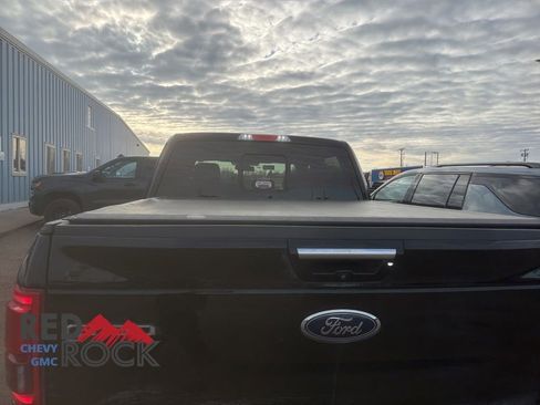 Used 2016 Ford F150 Lariat w/ Equipment Group 502A Luxury image 21